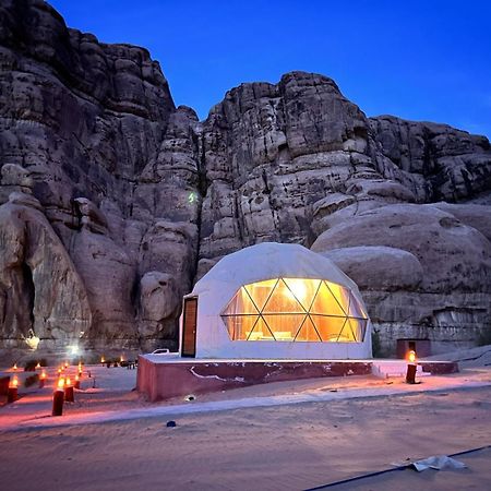 Scarlet Luxury Camp Wadi Rum Luaran gambar