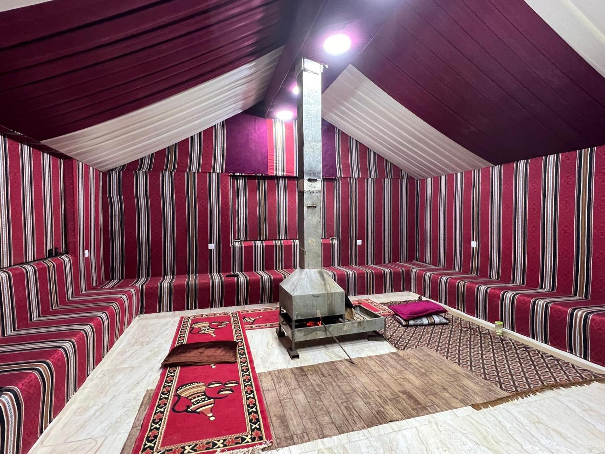 Scarlet Luxury Camp Wadi Rum Luaran gambar