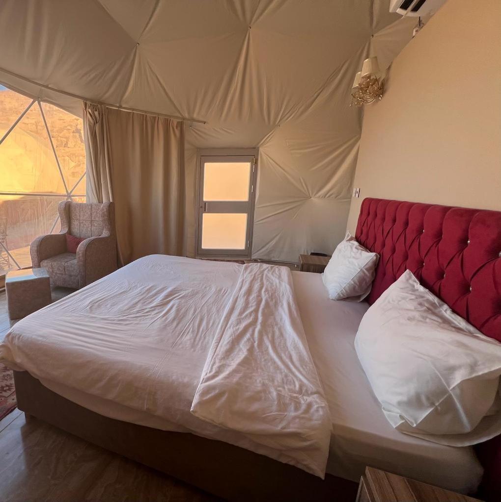 Scarlet Luxury Camp Wadi Rum Luaran gambar