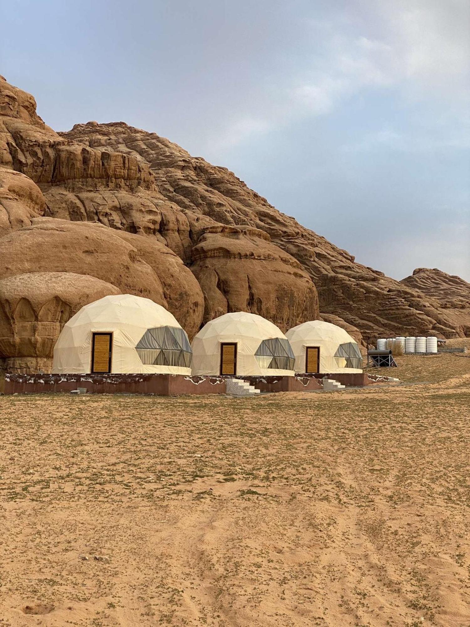 Scarlet Luxury Camp Wadi Rum Luaran gambar