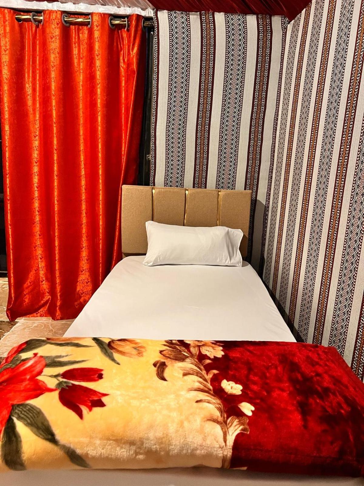 Scarlet Luxury Camp Wadi Rum Luaran gambar
