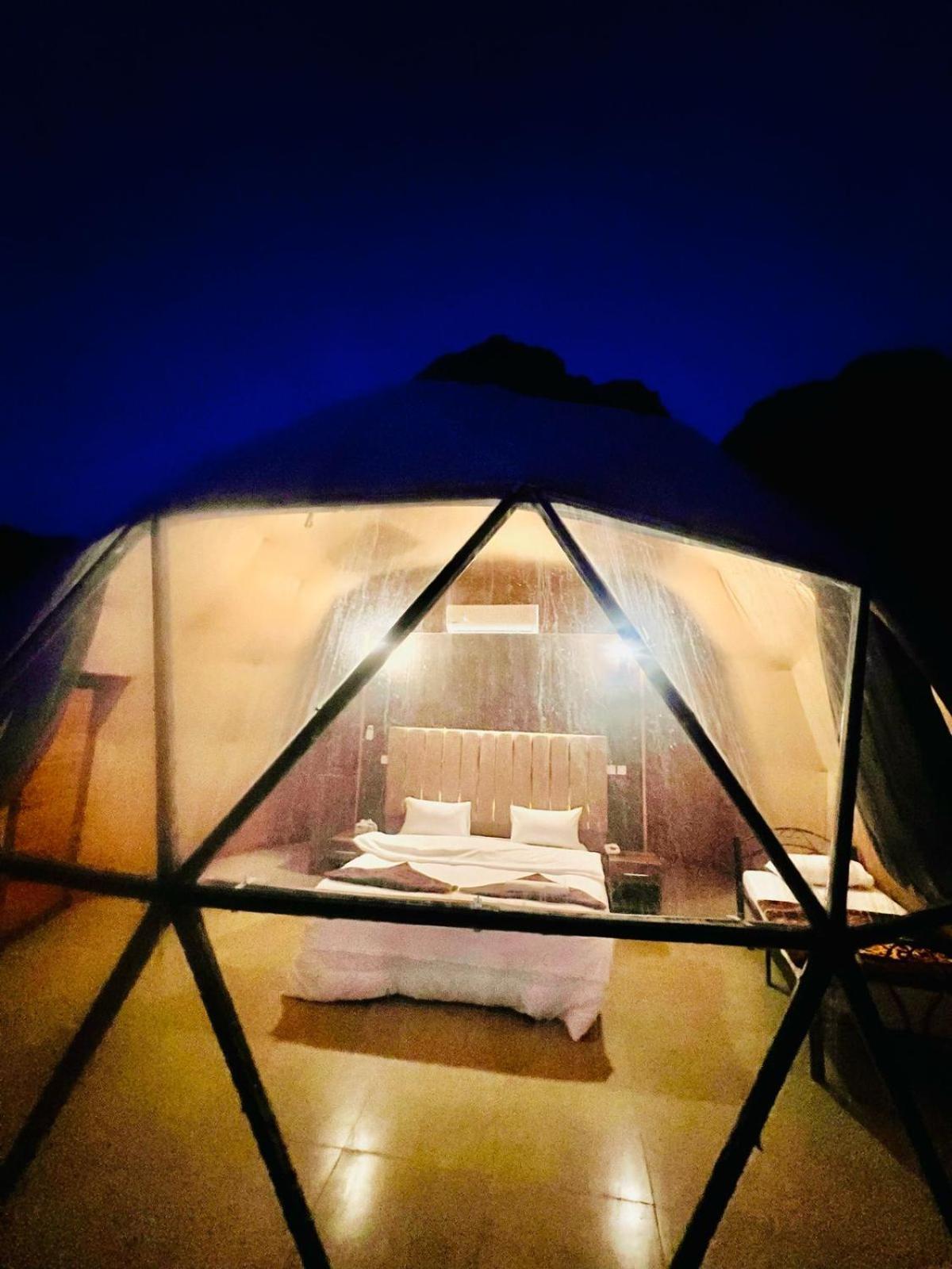 Scarlet Luxury Camp Wadi Rum Luaran gambar