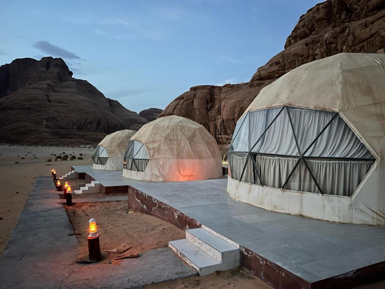 Scarlet Luxury Camp Wadi Rum Luaran gambar