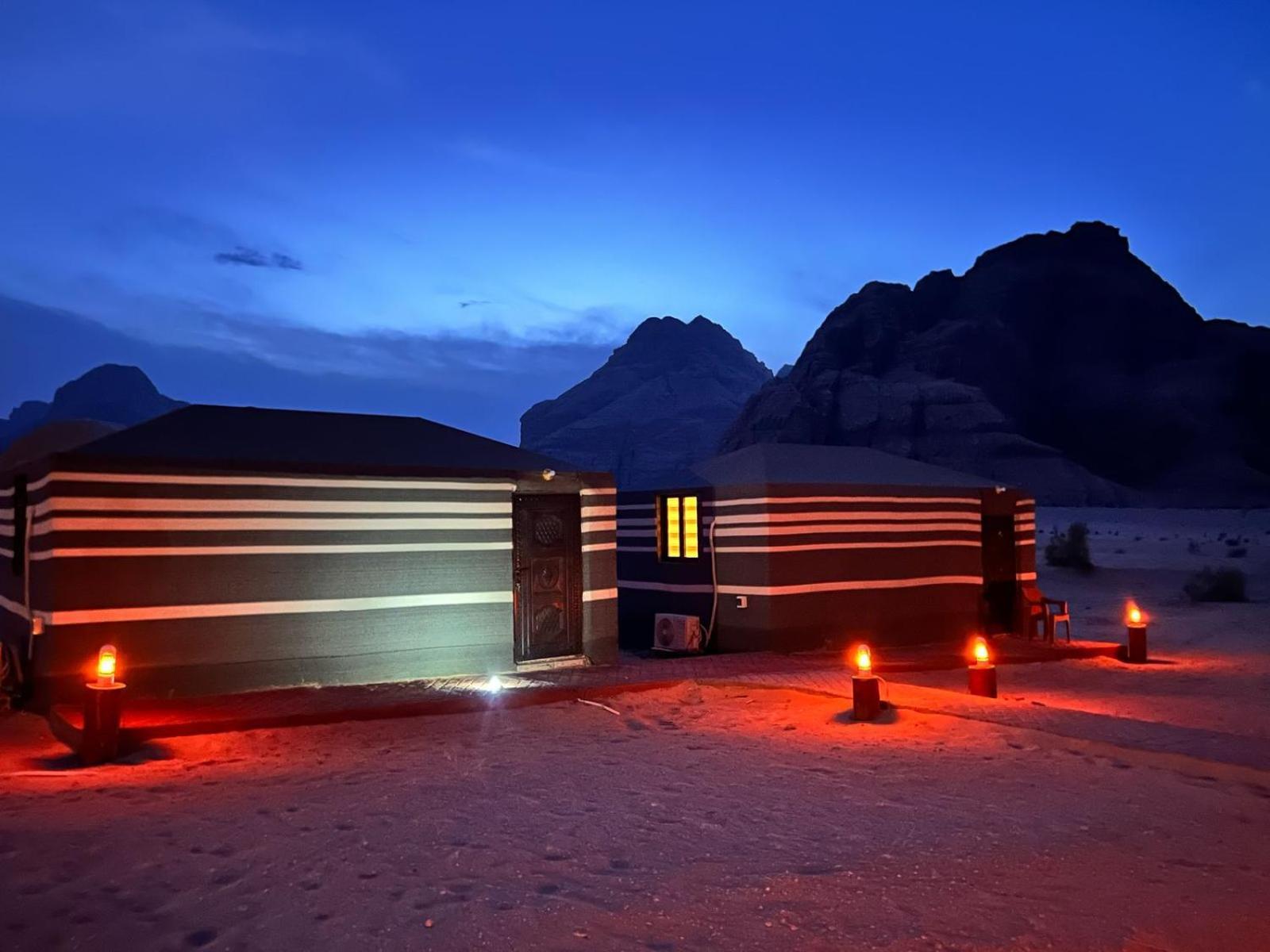 Scarlet Luxury Camp Wadi Rum Luaran gambar