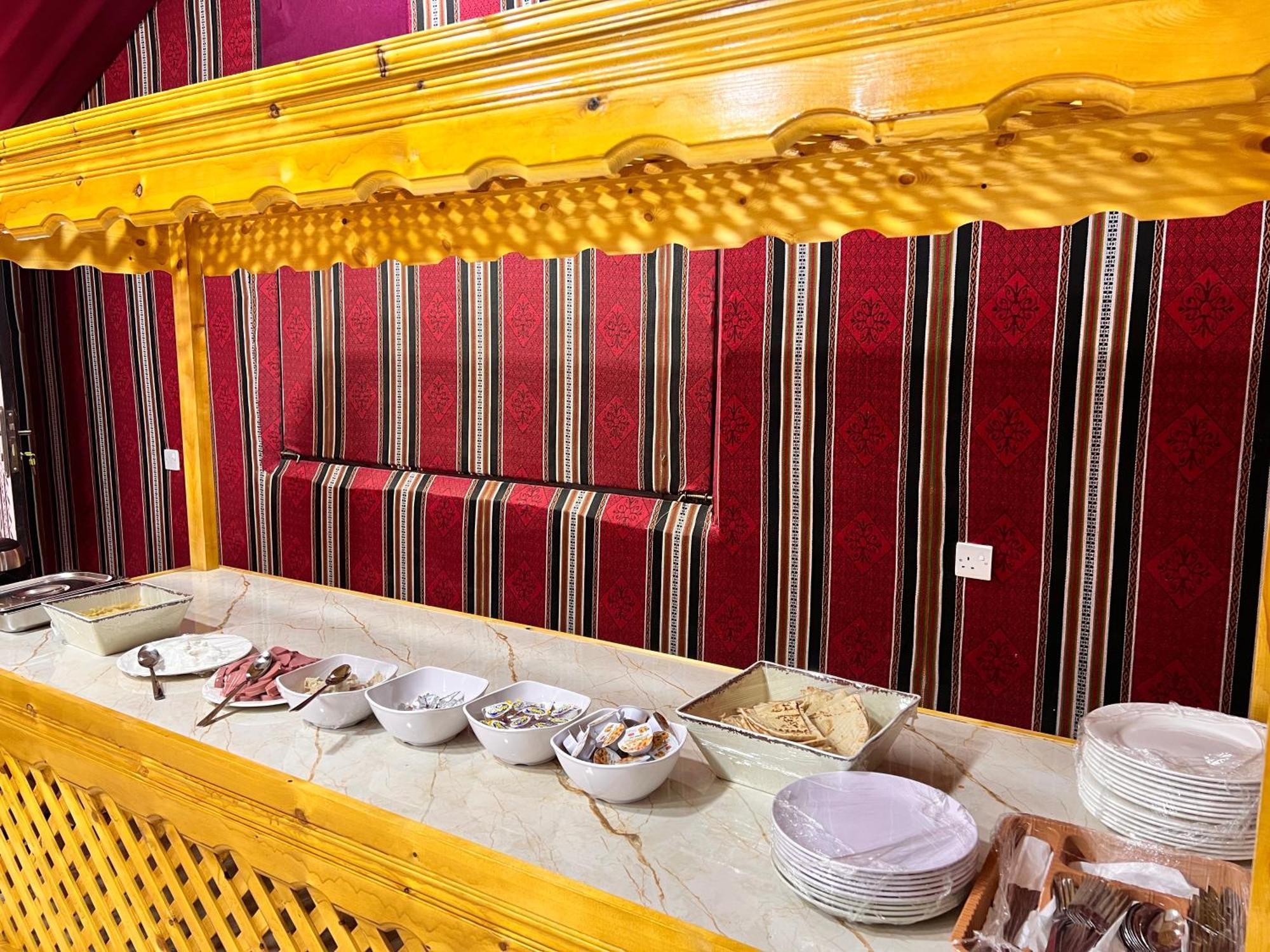 Scarlet Luxury Camp Wadi Rum Luaran gambar